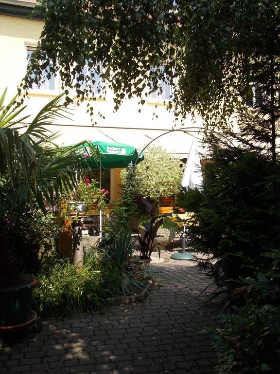 Klipphausen Gasthof Und Landhotel Zur Ausspanne מראה חיצוני תמונה