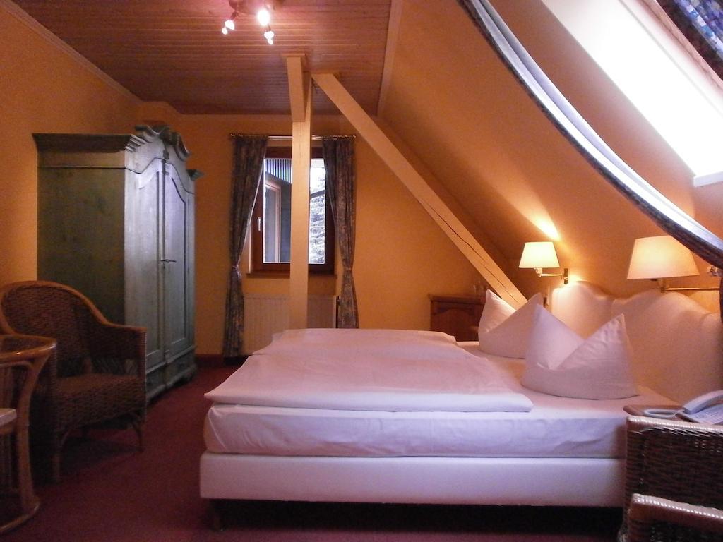 Klipphausen Gasthof Und Landhotel Zur Ausspanne חדר תמונה